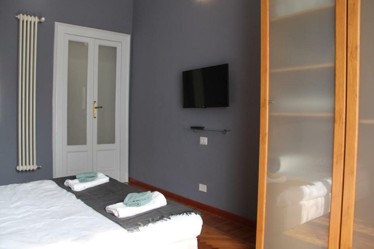 Viale Lunigiana - Penthouse - 6 People Apartment Milan Bagian luar foto